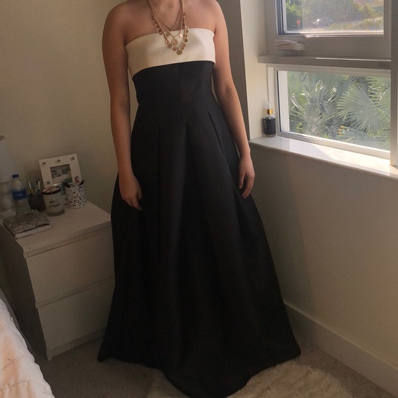 Long chiffon strapless gown ✨ black and white - Picture 7 of 7